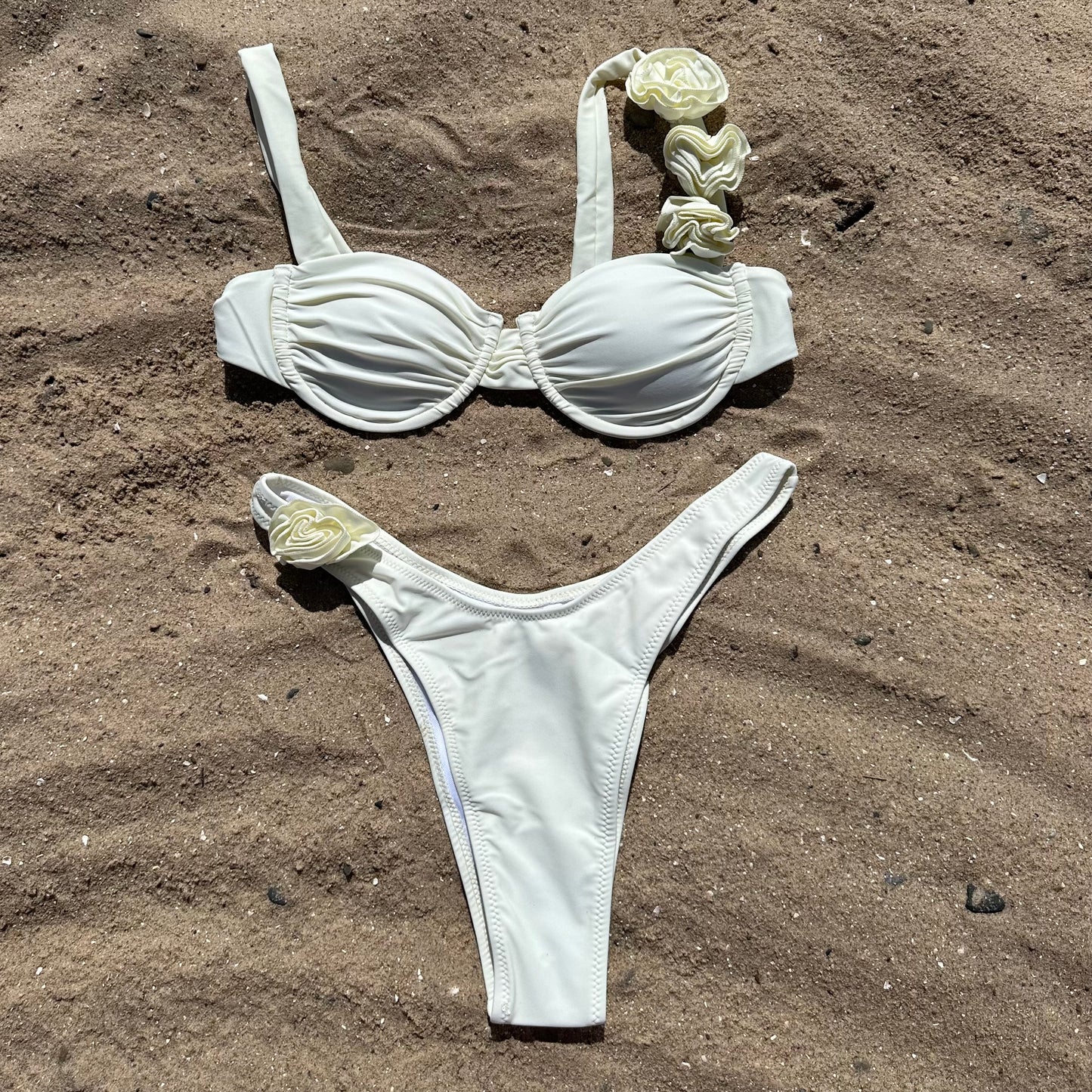 MILACCOLLECTION White Rose Bikini set